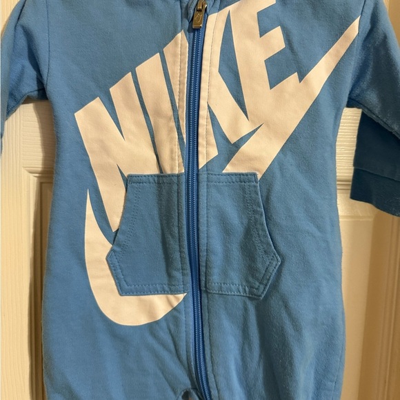 Nike Hooded Romper - Picture 5 of 9